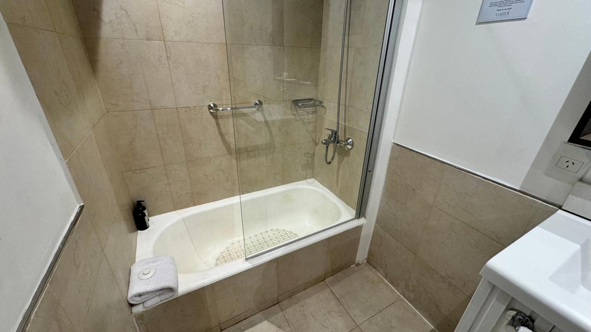 Gardi Hotel & Suites บัวโนสไอเรส ภายนอก รูปภาพ